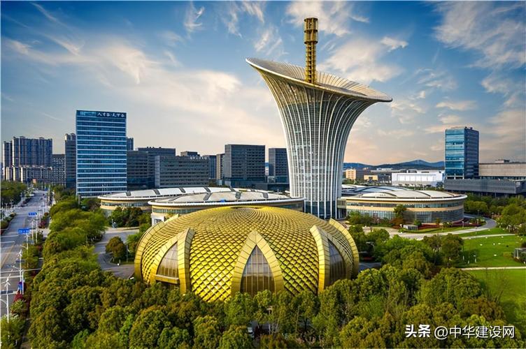 &mdash;访武汉东湖新技术开发区党工委副书记,管委会